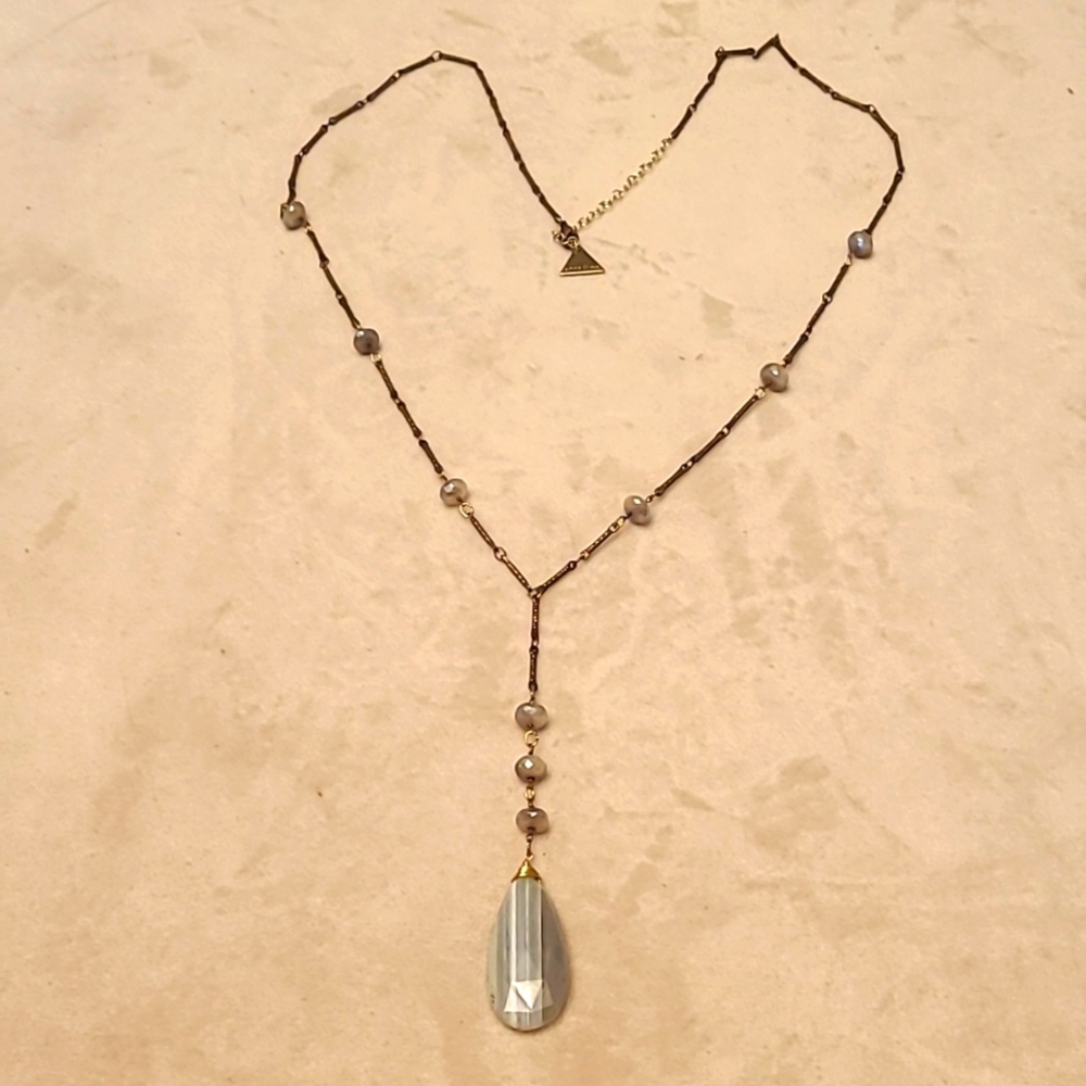 SERAFINA Y PENDANT NECKLACE